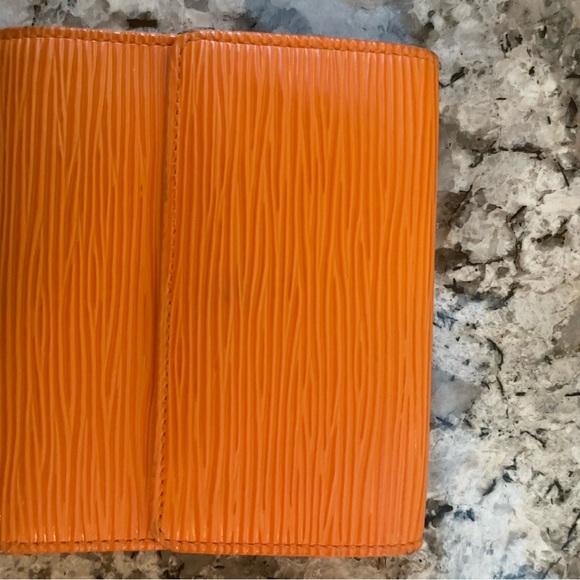 Authentic Louis Vuitton Orange Epi Compact Wallet. - Picture 6 of 6